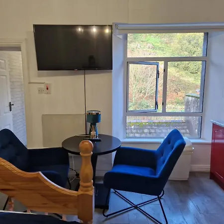 Apartment Ideal For Short -